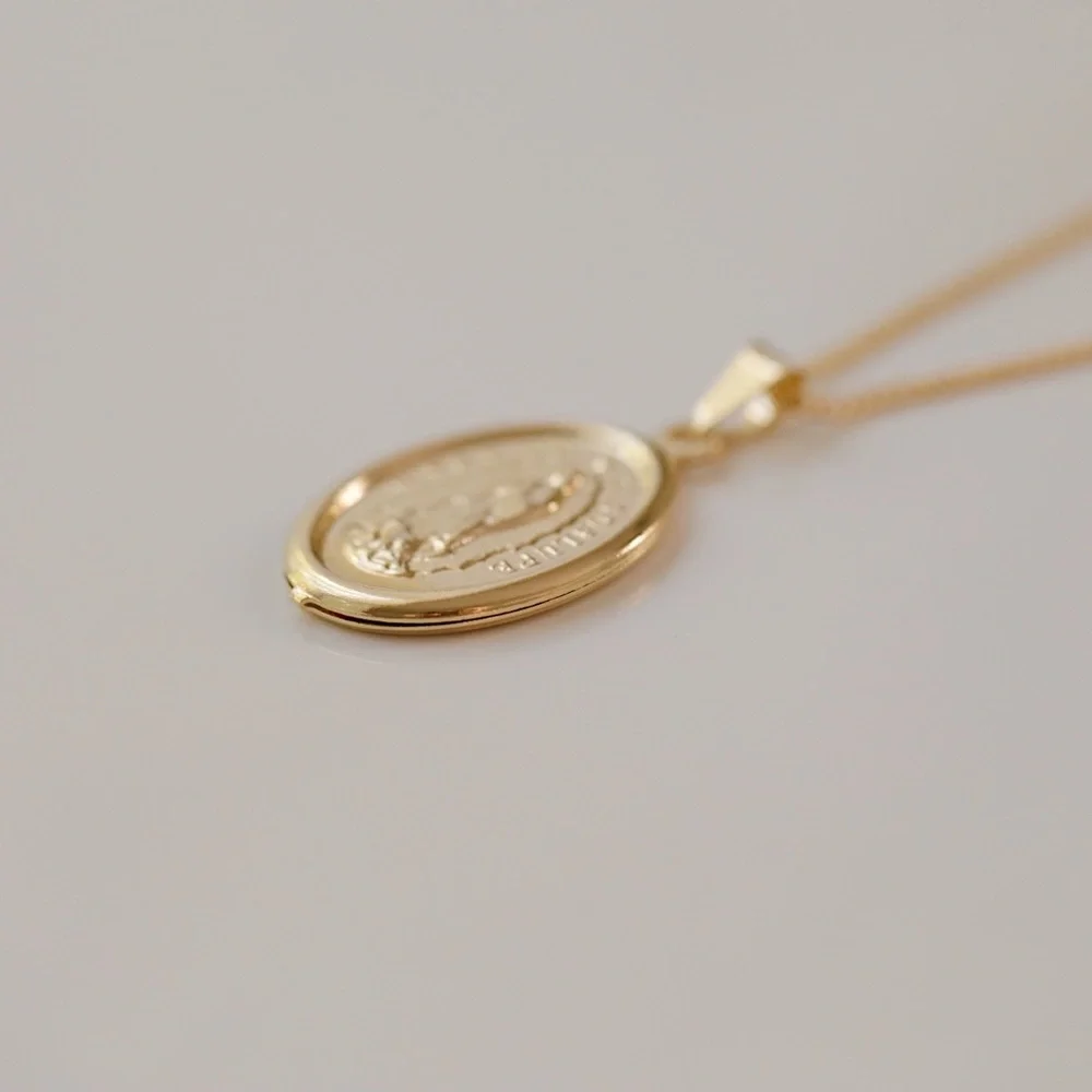 Virgin Mary Necklace | 18k Gold Filled - Picture 3 of 7